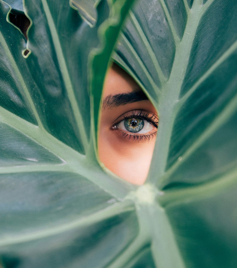 accueil facialiste paris service contours yeux